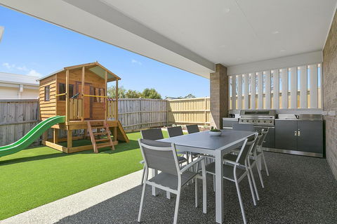 Tidal Changes - Rejuvenate Stays - Accommodation Noosa 0