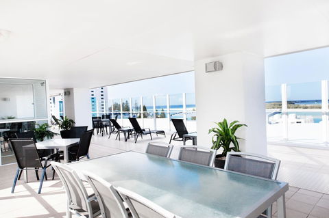 Ocean Views Resort Caloundra - Accommodation Noosa 10