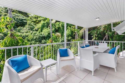 By The Sea Port Douglas - Accommodation Noosa 7