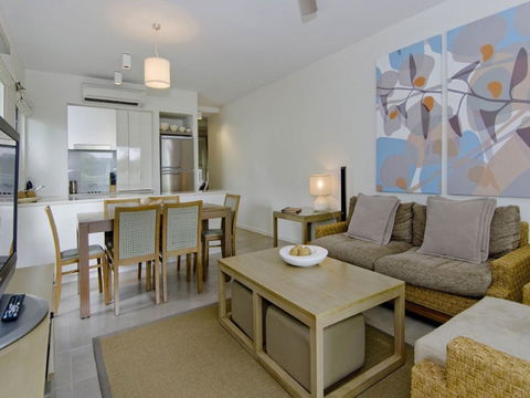 Beach Club Port Douglas Luxury Apartments - Accommodation Noosa 2