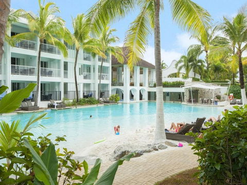 Beach Club Port Douglas Luxury Apartments - Accommodation Noosa 0