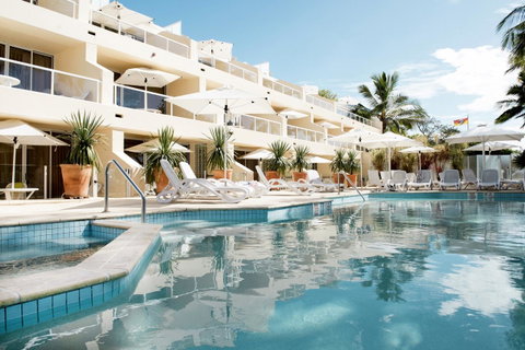 Netanya Noosa Beachfront Resort - Accommodation Noosa 2
