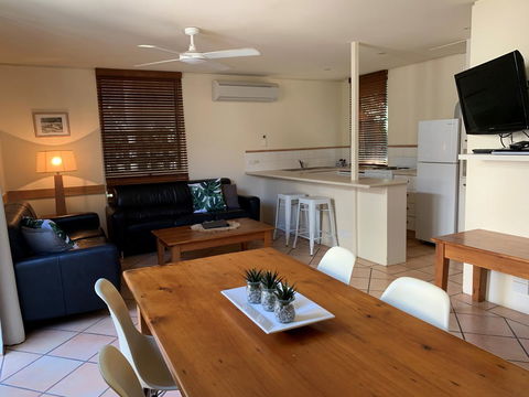 The Hastings Beach Houses - Accommodation Noosa 13
