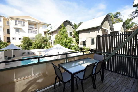 The Hastings Beach Houses - Accommodation Noosa 11