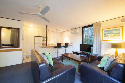 The Hastings Beach Houses - Accommodation Noosa 15