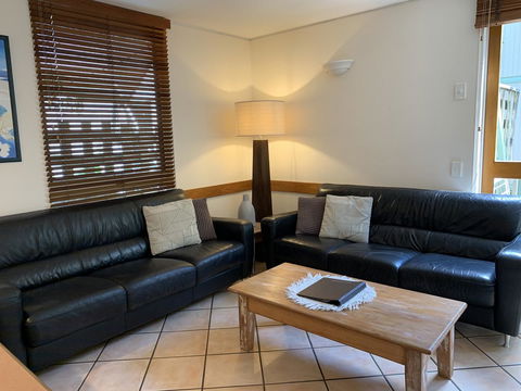 The Hastings Beach Houses - Accommodation Noosa 2