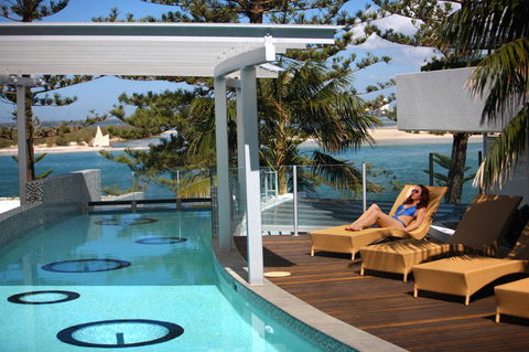 Rumba Beach Resort - Accommodation Noosa 0