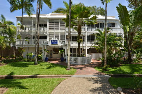 The White House Port Douglas - Accommodation Noosa 0