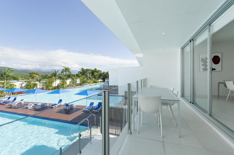 Pool Resort Port Douglas - Accommodation Noosa 26