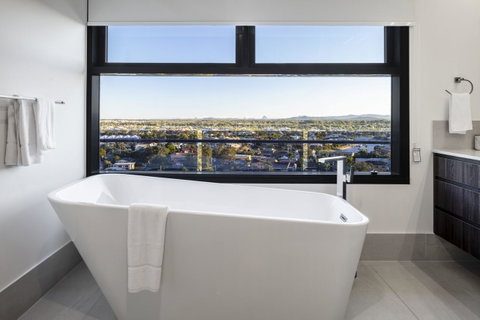 First Light Mooloolaba, Ascend Hotel Collection - Accommodation Noosa 4