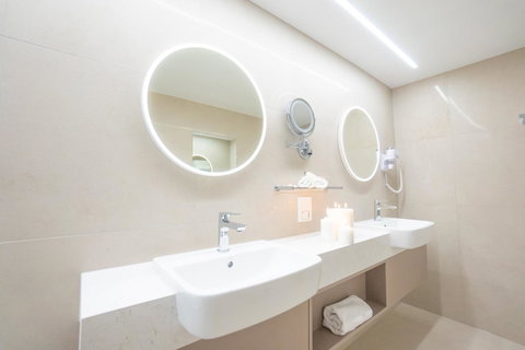 Pacific Hotel Cairns - Accommodation Noosa 24