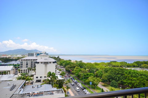 Pacific Hotel Cairns - Accommodation Noosa 7