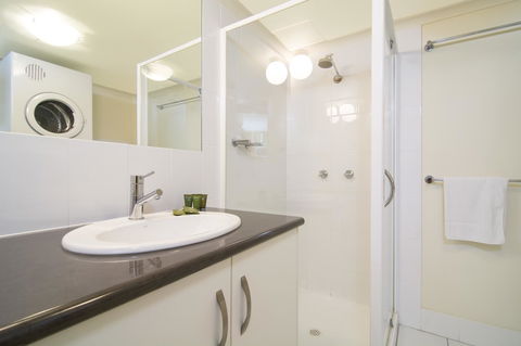 The Port Douglas Queenslander - Accommodation Noosa 10