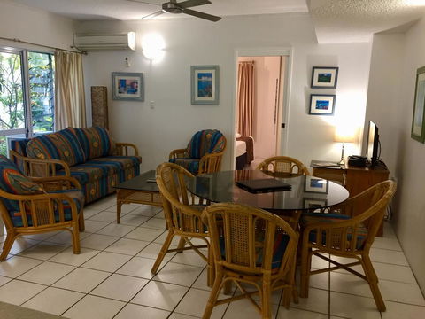 The Port Douglas Queenslander - Accommodation Noosa 6