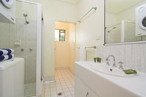 The Port Douglas Queenslander - Accommodation Noosa 12