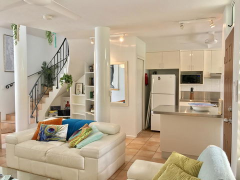 [ ANDY'S BEACH HOUSE ] - Accommodation Noosa 35