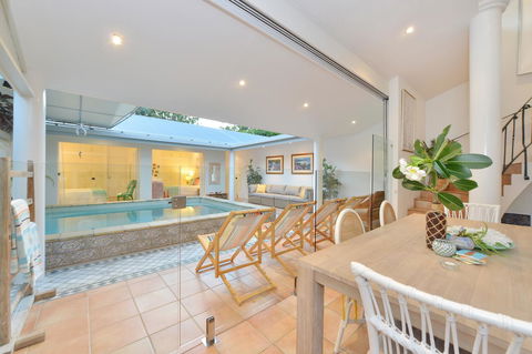 [ ANDY'S BEACH HOUSE ] - Accommodation Noosa 5