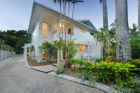 [ ANDY'S BEACH HOUSE ] - Accommodation Noosa 11
