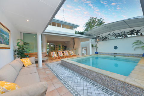 [ ANDY'S BEACH HOUSE ] - Accommodation Noosa 17