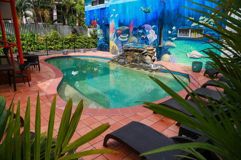 Port Douglas Motel - Accommodation Noosa 0