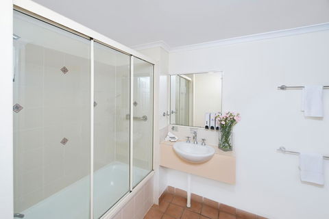 Park Regis Anchorage - Accommodation Noosa 10
