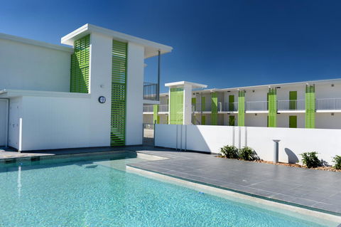 Mackay Oceanside Central Hotel Official - Accommodation Noosa 0