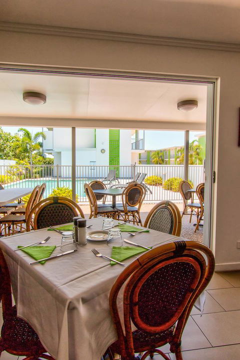 Mackay Oceanside Central Hotel Official - Accommodation Noosa 6