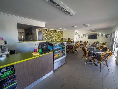 Mackay Oceanside Central Hotel Official - Accommodation Noosa 31