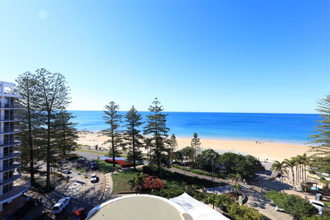 Peninsular Beachfront Resort - Accommodation Noosa 0