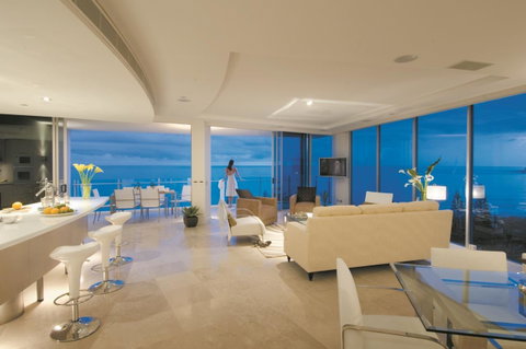 Oceans Mooloolaba - Accommodation Noosa 0