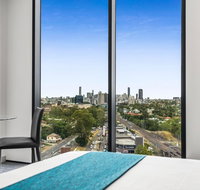 Essence Suites Taringa - Accommodation Noosa