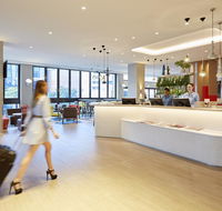 Holiday Inn Express Brisbane Central - Accommodation Noosa