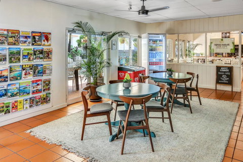 Coral Tree Inn - Accommodation Noosa 16