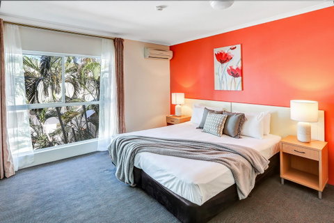 Coral Tree Inn - Accommodation Noosa 1