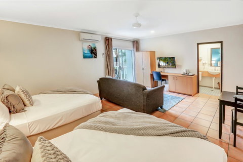 Coral Tree Inn - Accommodation Noosa 15