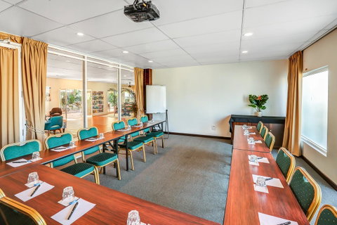 Coral Tree Inn - Accommodation Noosa 9