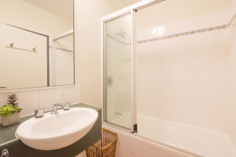 Coral Tree Inn - Accommodation Noosa 41