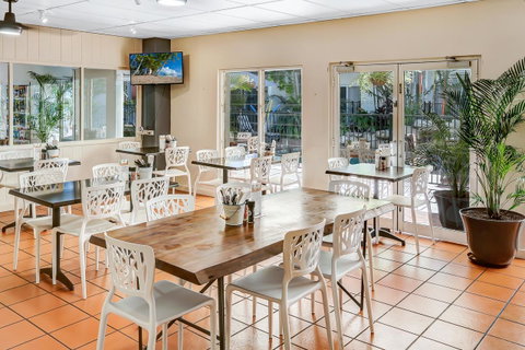 Coral Tree Inn - Accommodation Noosa 26