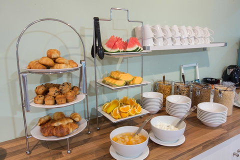 Coral Tree Inn - Accommodation Noosa 17