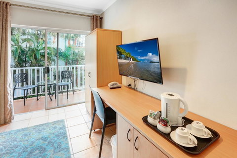 Coral Tree Inn - Accommodation Noosa 12