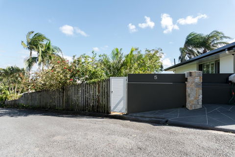 Private Guest Suite High On Currumbin Hill - Accommodation Noosa 29