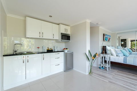 Private Guest Suite High On Currumbin Hill - Accommodation Noosa 5