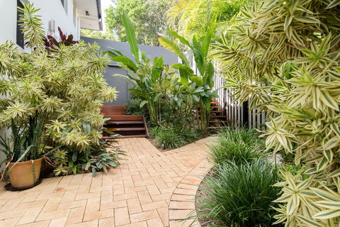 Private Guest Suite High On Currumbin Hill - Accommodation Noosa 17