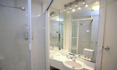 Madison Tower Mill Hotel - Accommodation Noosa 10