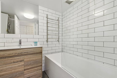 Dockside Apartments Mooloolaba - Accommodation Noosa 3
