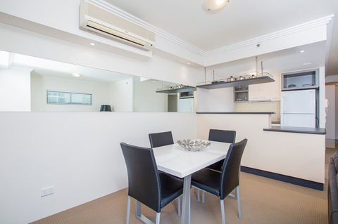 Republic Apartments Brisbane City - Accommodation Noosa 19
