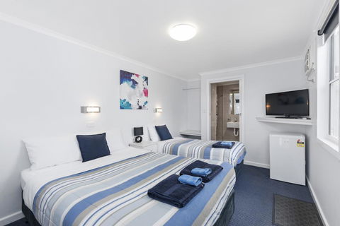 Wattle Grove Motel Maryborough - Accommodation Noosa 1