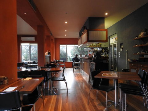 Waves Luxury Suites - Accommodation Noosa 1