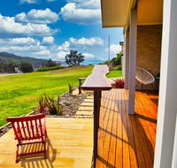 Whale Studio Apartment 1a Ocean Street - Accommodation Noosa
