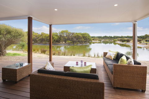 Wharfedale - Accommodation Noosa 2